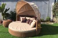 Khung giường tắm nắng giả mây bị gỉ sét do chọn vật liệu khung kém