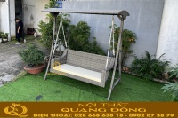 Xích đu mây nhựa QD-502 có chất liệu khung thép sơn tĩnh điện, phù hợp sân vườn, biệt thự và ban công