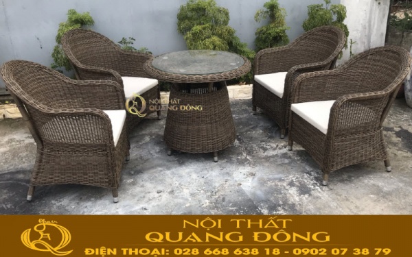 Thiết kế bàn ghế giả mây QD-399 với chất liệu mây nhựa tròn cao cấp kháng tia UV cho không gian nội - ngoại thất bền vững thêm sang trọng, nổi bật