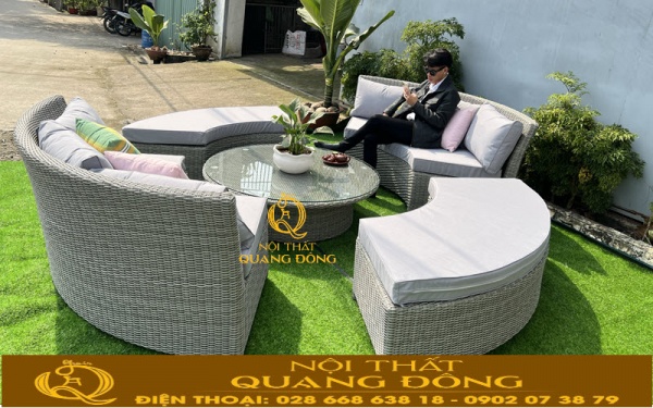 Sofa giả mây QD-621 có thiết kế rộng, chuyên dụng cho sofa sân vườn ngoài trời với chất liệu mây nhựa chống thấm nước khung chống oxy hoá tốt