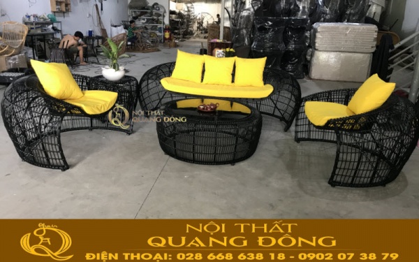Sofa giả mây sân vườn, phòng khách thiết kế uốn cong mới lạ sáng tạo với phong cách nhẹ nhàng nhưng vấn thể hiện cá tính riêng từ màu sắc mây nhựa PE chính phẩm