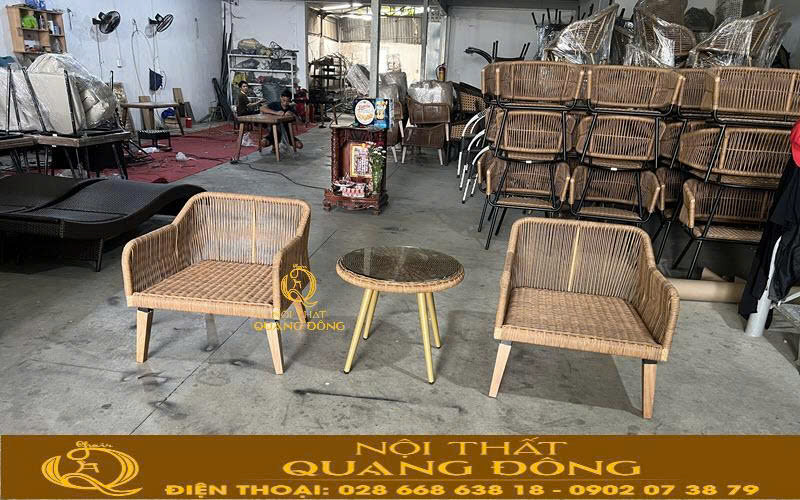 Bàn ghế mây nhựa được đan thủ xông bằng sợi mây nhựa chính phẩm
