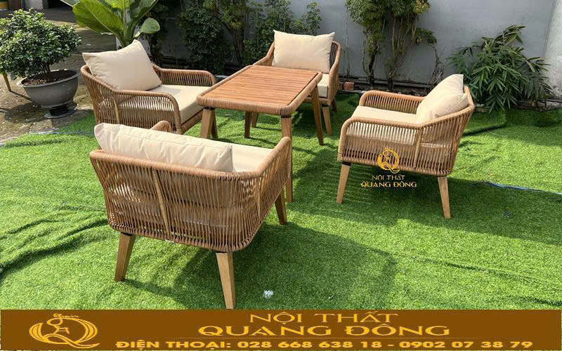 Bàn ghế mây nhựa sử dụng khung thép với khả năng chịu lực cao
