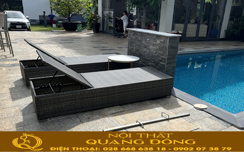Ghế nằm hồ bơi QD-1270 sử dụng không cần nệm lót Ghế nằm hồ bơi QD-1270 mang thiết kế đẹp và sáng tạo một khối hình chữ nhật rộng rãi