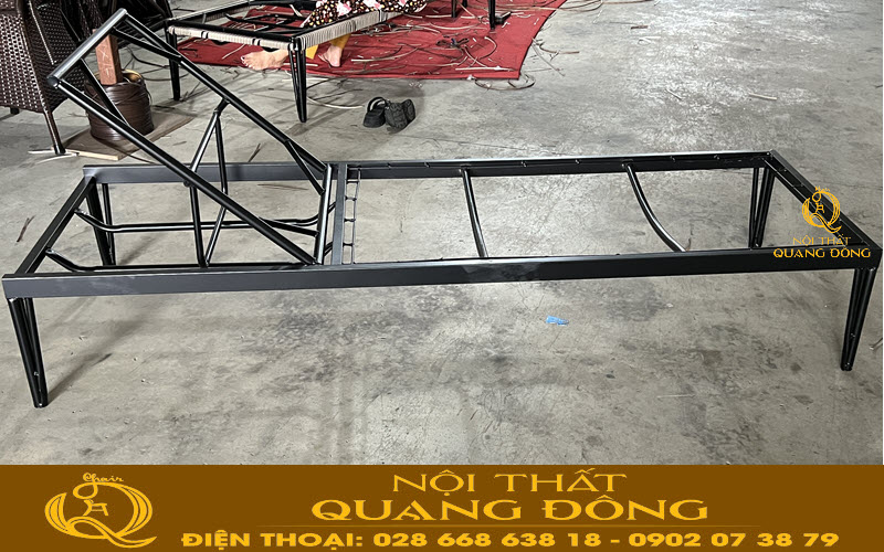 Ghế hồ bơi QD-1272 sử dụng khung sườn tạo hình vững chắc
