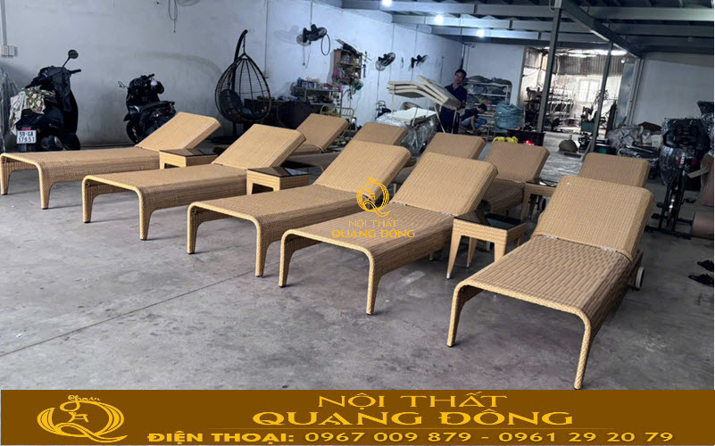 Ghế hồ bơi mây nhựa QD-1278 sản xuất tại Nội Thất Quang Đông Ghế hồ bơi mây nhựa bền bỉ ở không gian ngoài trời
