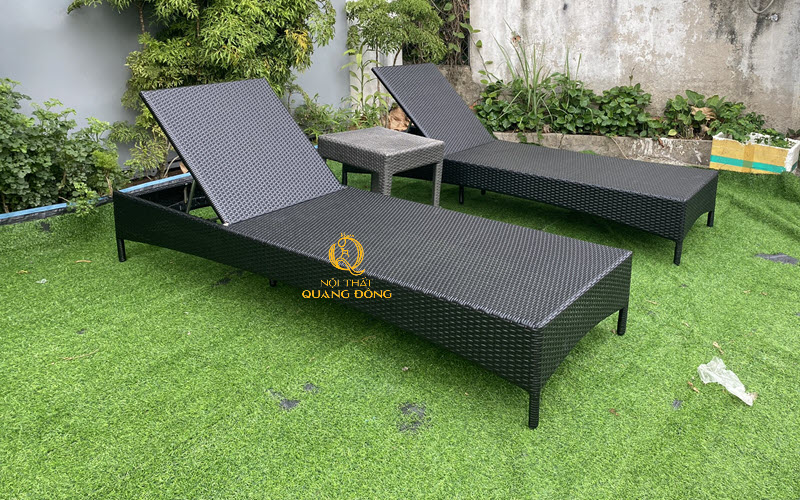 Ghế hồ bơi được sản xuất tại Xưởng Nội Thất Quang Đông