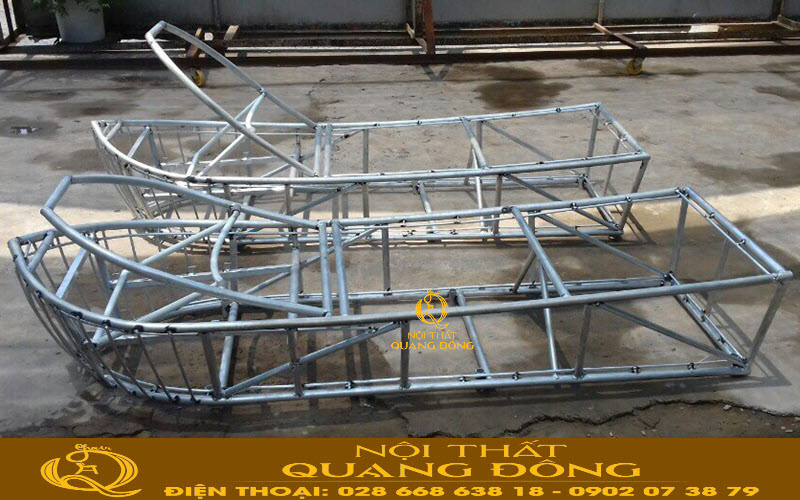Khung nhôm có độ bền, vững chắc cao, khả năng chịu tải tốt Ghế hồ bơi sử dụng khung sườn bằng nhôm sơn tĩnh điện