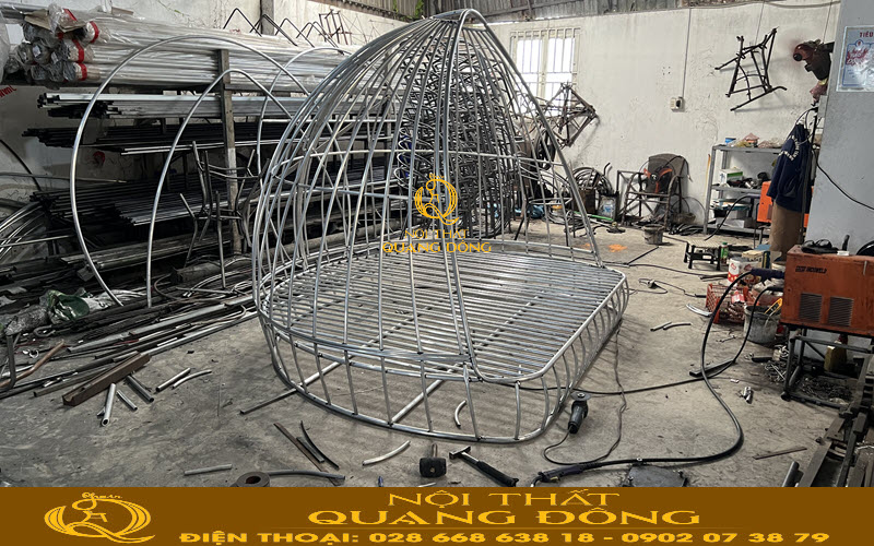 Khung giường tắm nắng được làm từ khung thép sơn tĩnh điện