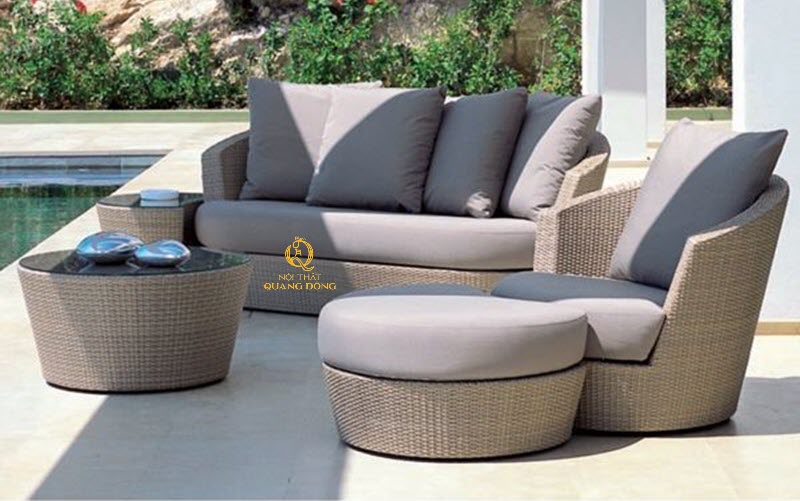 Sofa mây nhựa sang trọng cho không gian ngoài trời Sofa mây nhựa có khả năng chống chịu mọi điều kiện thời tiết