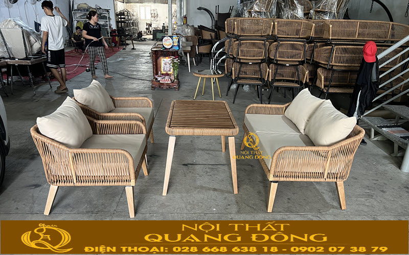 Sợi mây nhựa tròn tạo nên sản phẩm có giá trị thẫm mỹ cao hơn Sử dụng sợi mây nhựa tròn cao cấp nhất trong các loại mây nhựa