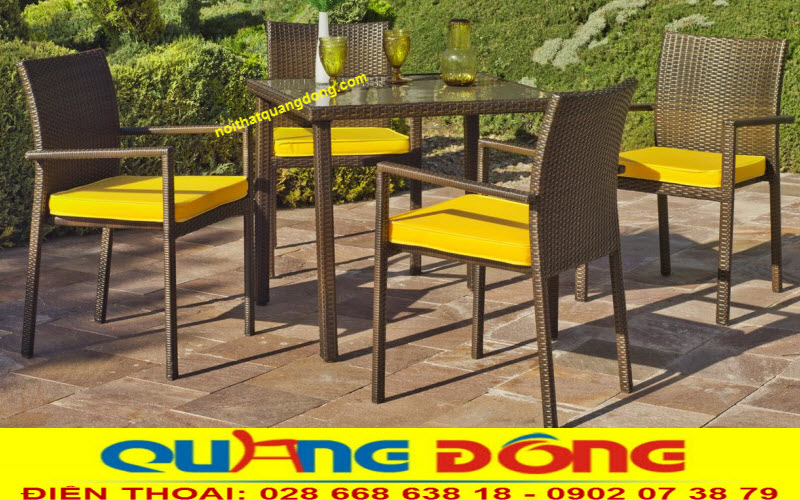 Mẫu ghế cho quán cafe sân vườn