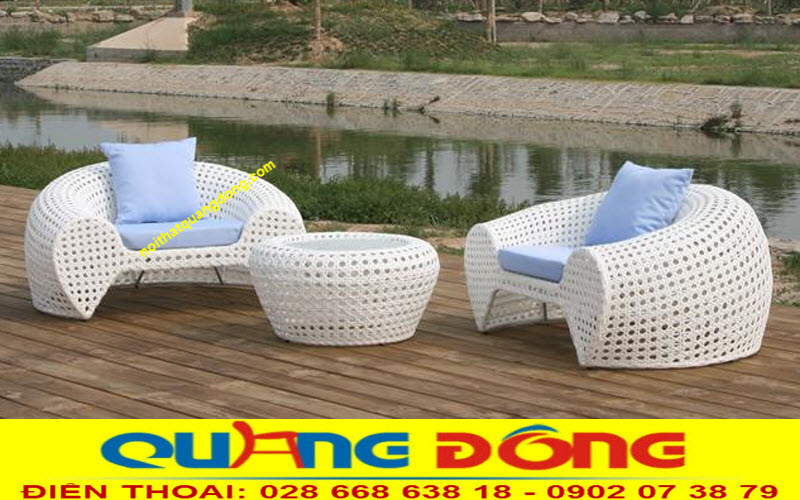 Mẫu ghế độc lạ bằng nhựa giả mây