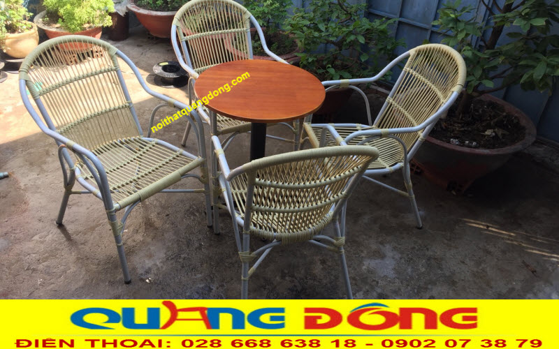 Mẫu ghế sân vườn ngoài trời bằng mây nhựa