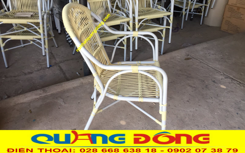 Mẫu ghế giả mây sợi tròn
