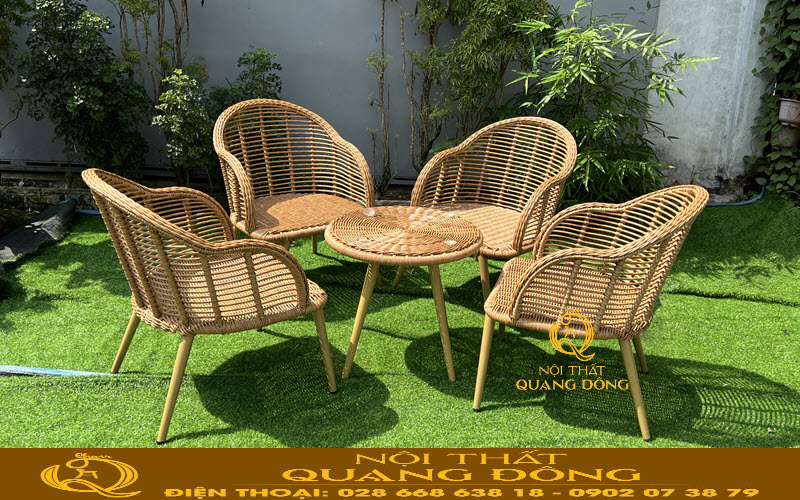 Bàn ghế giả mây QD-2046 được thiết kế cho mẫu bàn ghế cafe sân vườn
