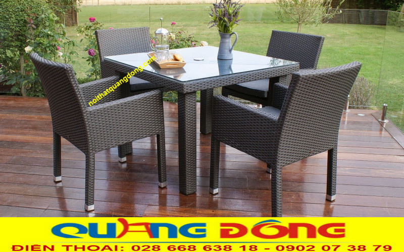 Bàn ghế sân vườn ngoài trời
