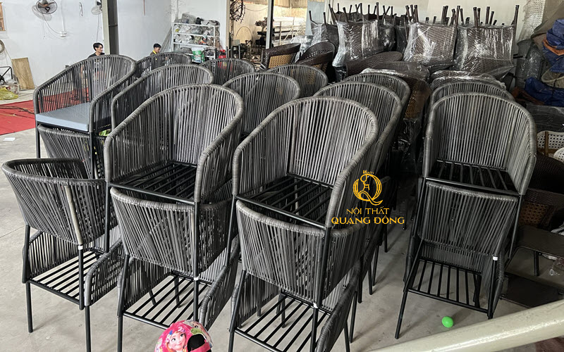 Bàn ghế giả mây mang thương hiệu Nội Thất Quang Đông