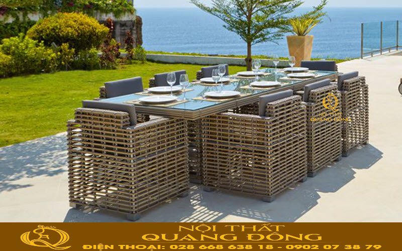 Bàn ghế giả mây QD-2089 sử dụng 6-8-10 ghế rất hợp lý Bàn ghế giả mây QD-2089 sử dụng cho những buổi tiệc, cuộc hẹn ngoài trời, sân vườn