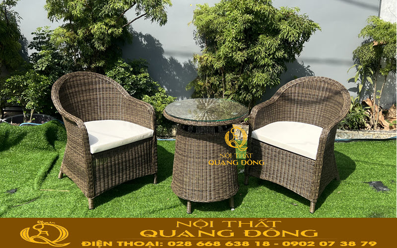 Bàn ghế giả mây QD-2092 mẫu bàn ghế cafe ngoài trời cao cấp Bàn ghế giả mây QD-2092 sử dụng 2 ghế và 1 bàn với gam màu xám lông chuột