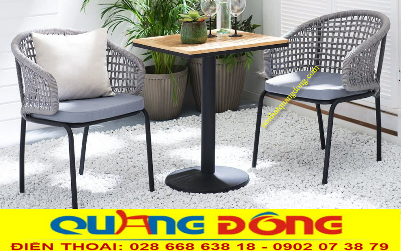 Bàn ghế giả mây vân vườn