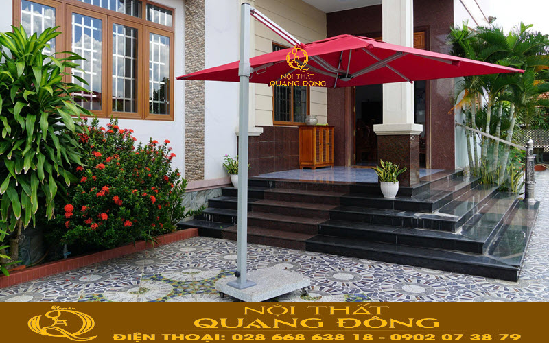 Dù lệch tâm hiện đại, sang trọng, nâng tầm mọi không gian Dù lệch tâm vuông có tính ứng dụng cao, phù hợp cho mọi không gian