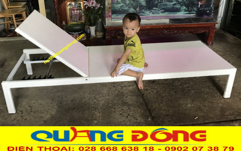 Mẫu ghế nằm hồ bơi giả mây QD-1247 màu trắng sang trọng